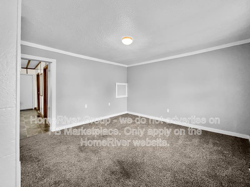 House for rent at 2304 Walnut St, Higginsville, MO 64037