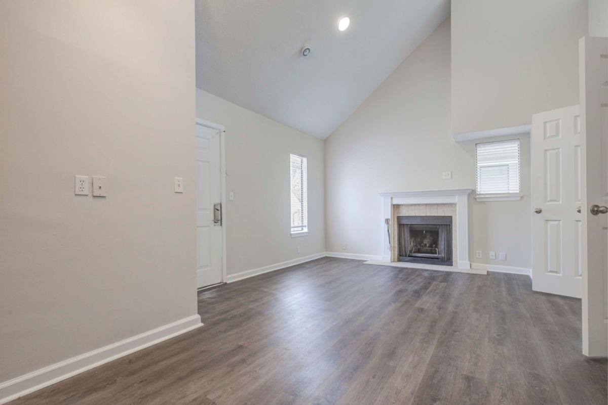 Apartment for rent at 5816 Westpark Dr, Charlotte, NC 28217