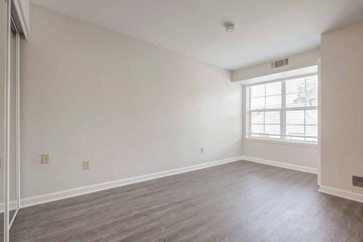 Apartment for rent at 5816 Westpark Dr, Charlotte, NC 28217