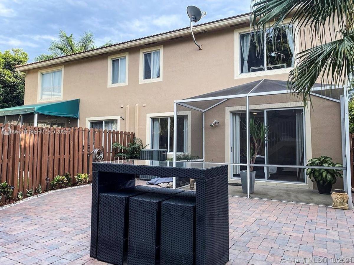 Townhouse for rent at 3657 Asperwood Circle, Pompano Beach, FL 33073