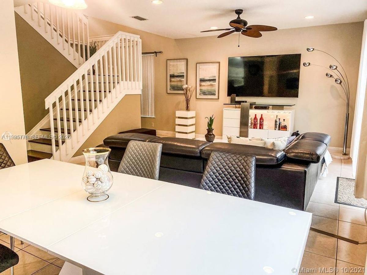 Townhouse for rent at 3657 Asperwood Circle, Pompano Beach, FL 33073