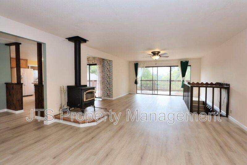House for rent at 2812 Centennial Court, Placerville, CA 95667