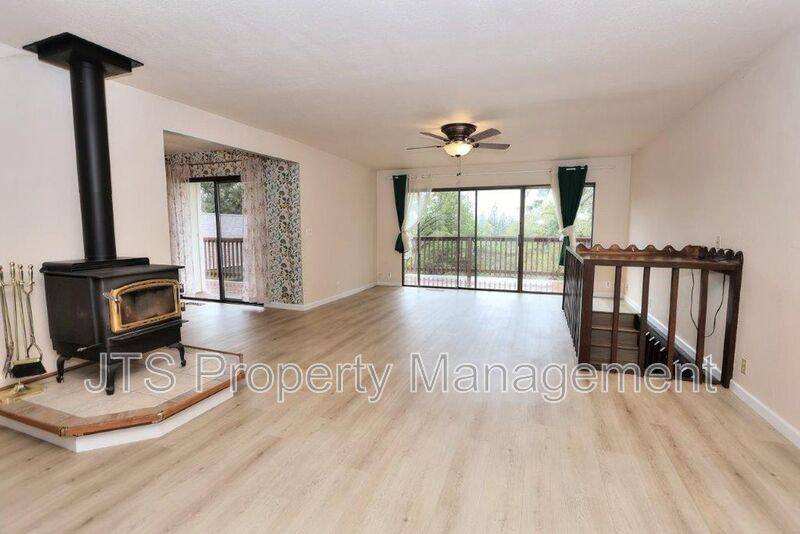 House for rent at 2812 Centennial Court, Placerville, CA 95667