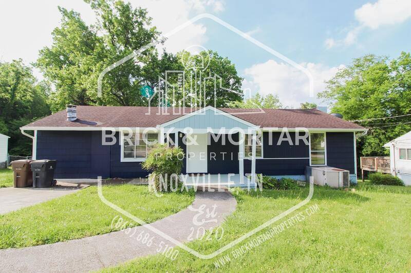 Apartment for rent at 316 Sarvis Dr #1, Knoxville, TN 37920