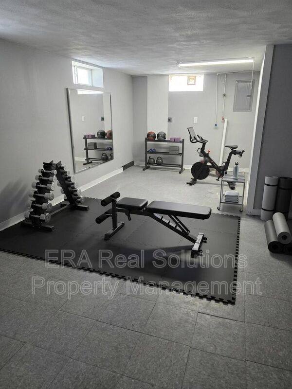 Apartment for rent at 1003 E 21st Ave, Columbus, OH 43211