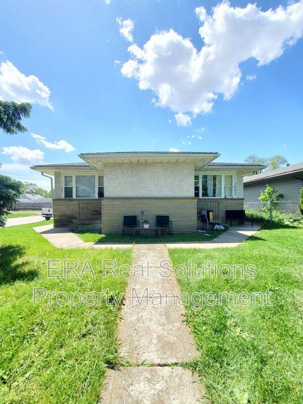 Apartment for rent at 1003 E 21st Ave, Columbus, OH 43211