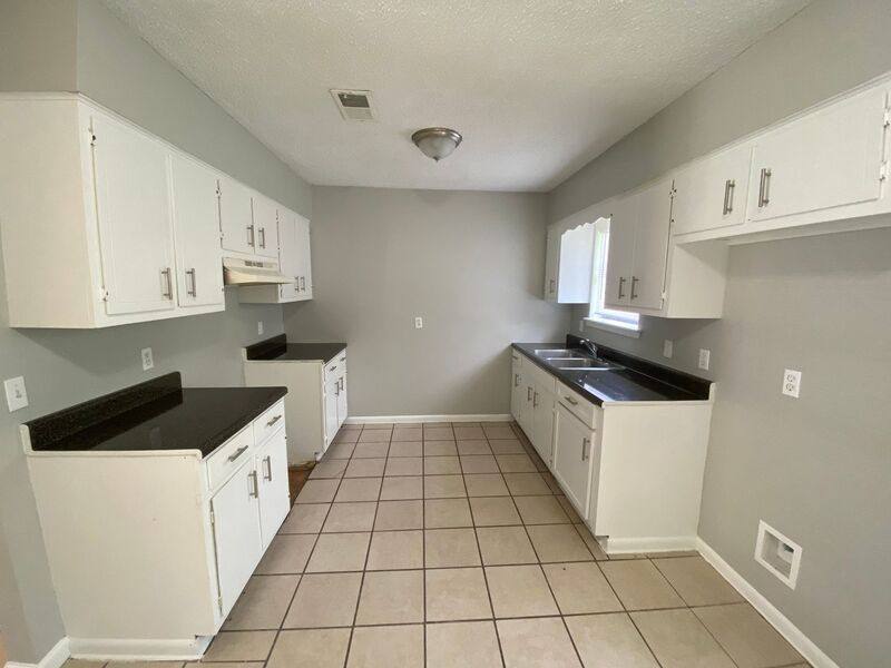 House for rent at 5168 Corkwood Dr, Memphis, TN 38127