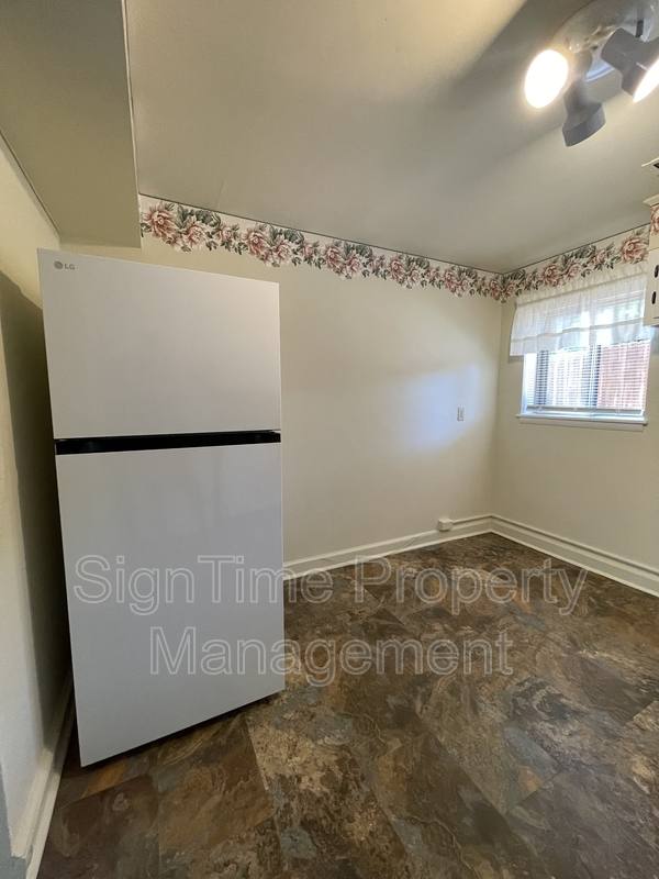 Apartment for rent at 310 Key Ave #B, Hagerstown, MD 21740