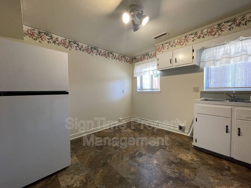 Apartment for rent at 310 Key Ave #B, Hagerstown, MD 21740