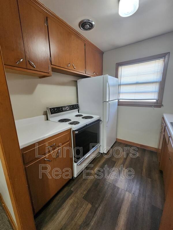 Apartment for rent at 1027 Garfield St #5, Lincoln, NE 68502