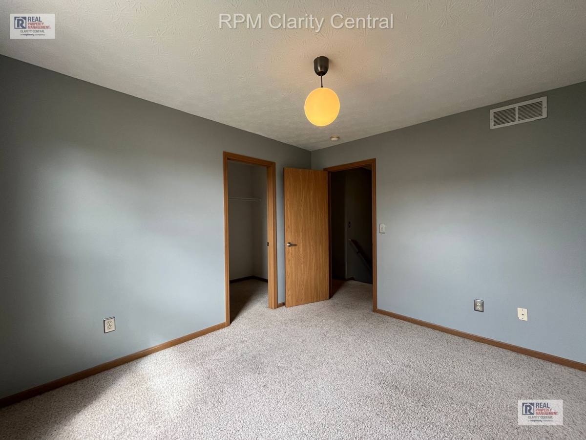 House for rent at 7693 Brunfield Dr, Blacklick, OH 43004