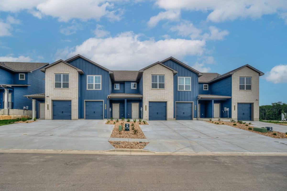 Townhouse for rent at 8442 Adelaide Dr, Temple, TX 76502