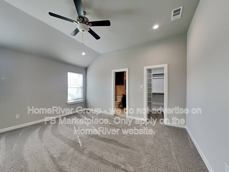 House for rent at 2842 Pall Mall Ave, Dallas, TX 75241