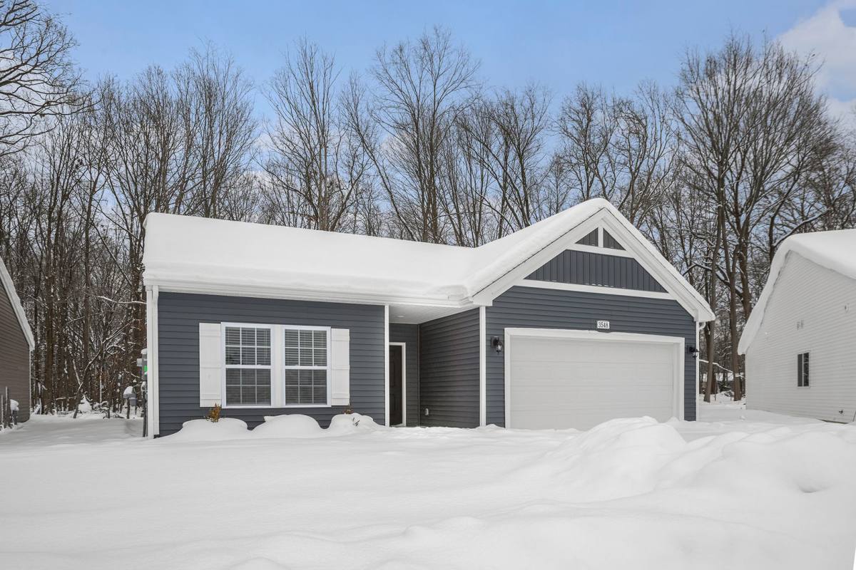 House for rent at 3548 E Sedge Wren Dr SW, Grandville, MI 49418