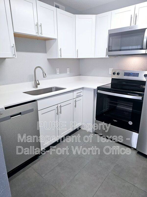 Apartment for rent at 18333 Roehampton #1322, Dallas, TX 75252