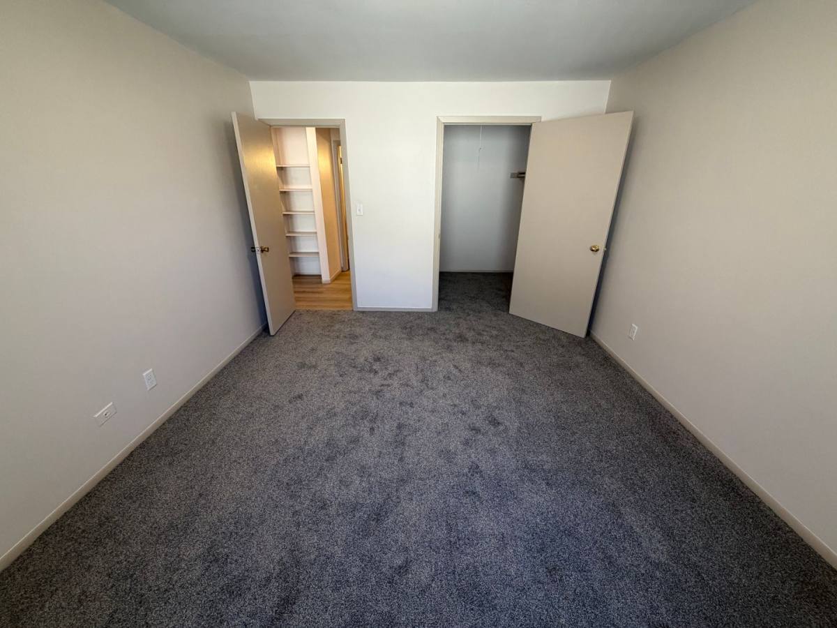 Apartment for rent at 1694 Shawano Ave, Green Bay, WI 54303