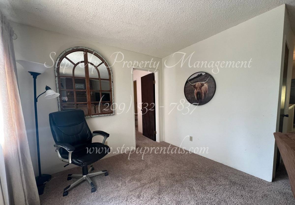 House for rent at 24030 Pine Lake Dr, Twain Harte, CA 95383