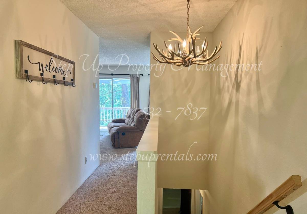 House for rent at 24030 Pine Lake Dr, Twain Harte, CA 95383