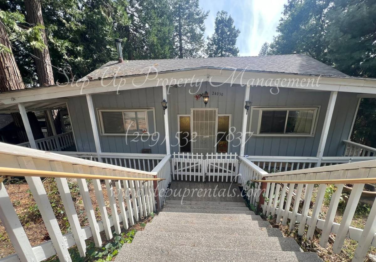 House for rent at 24030 Pine Lake Dr, Twain Harte, CA 95383