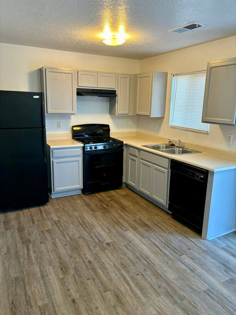 House for rent at 2840 Quail Pointe NW, Albuquerque, NM 87120