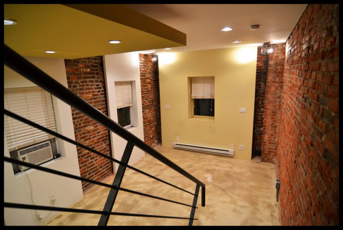 Apartment for rent at 609-611 E Passyunk Ave, Philadelphia, PA 19147