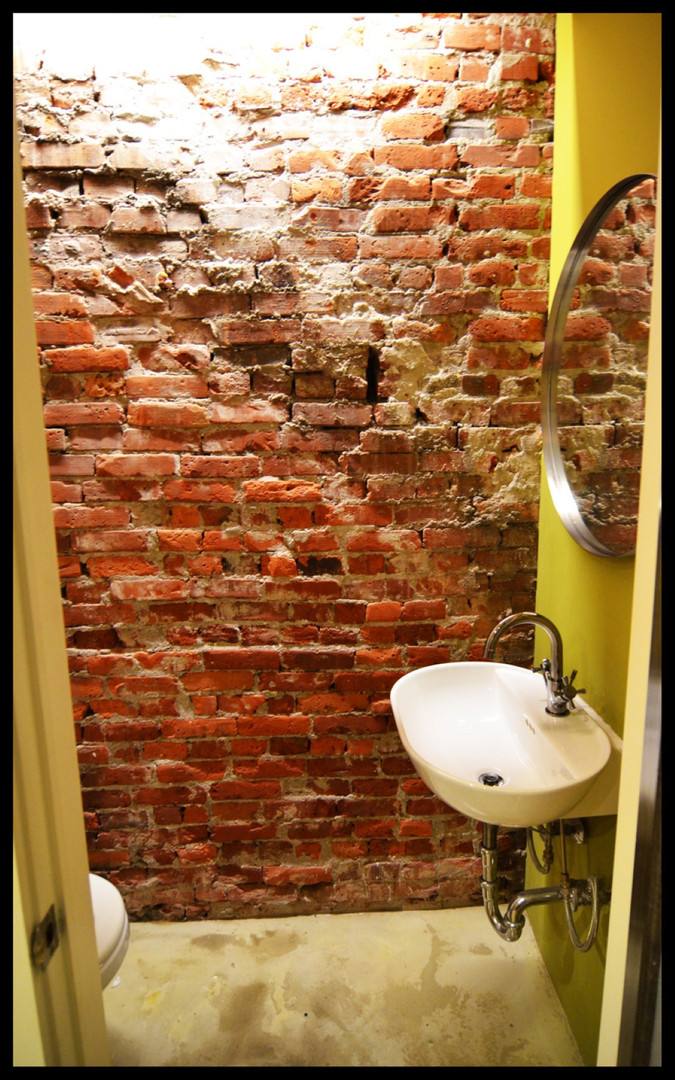 Apartment for rent at 609-611 E Passyunk Ave, Philadelphia, PA 19147