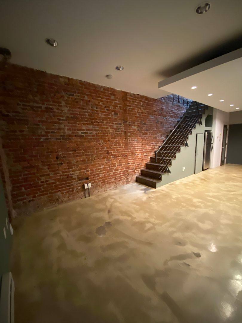 Apartment for rent at 609-611 E Passyunk Ave, Philadelphia, PA 19147