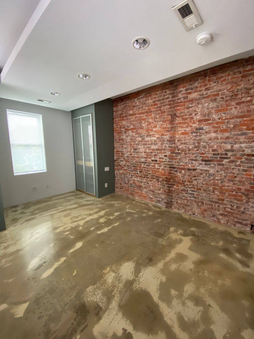 Apartment for rent at 609-611 E Passyunk Ave, Philadelphia, PA 19147