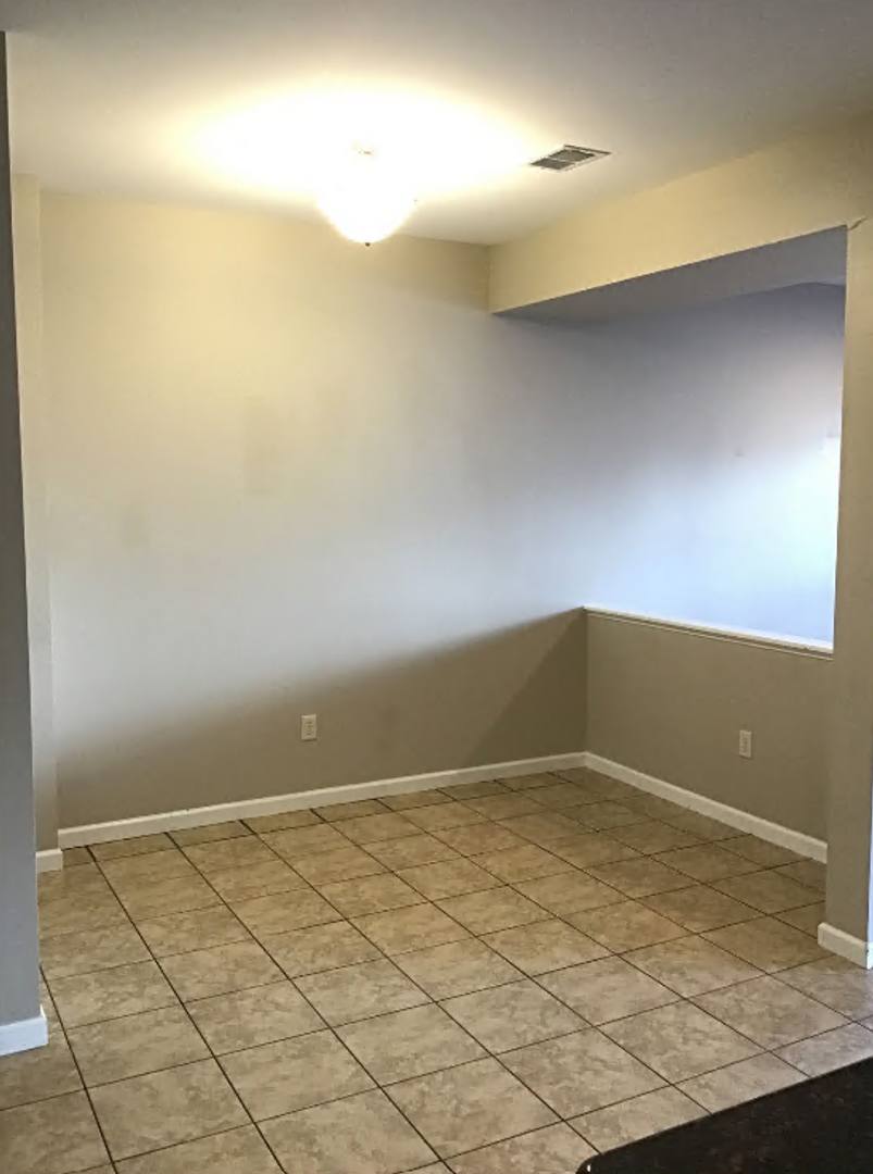 Townhouse for rent at 228 Meriweather Dr, Chambersburg, PA 17201