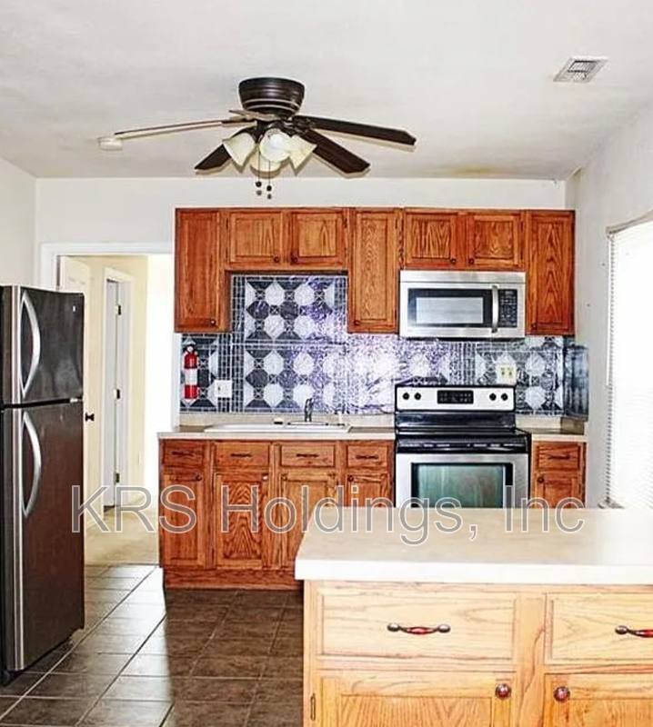 House for rent at 1130 Commerce Ave, Chesapeake, VA 23324