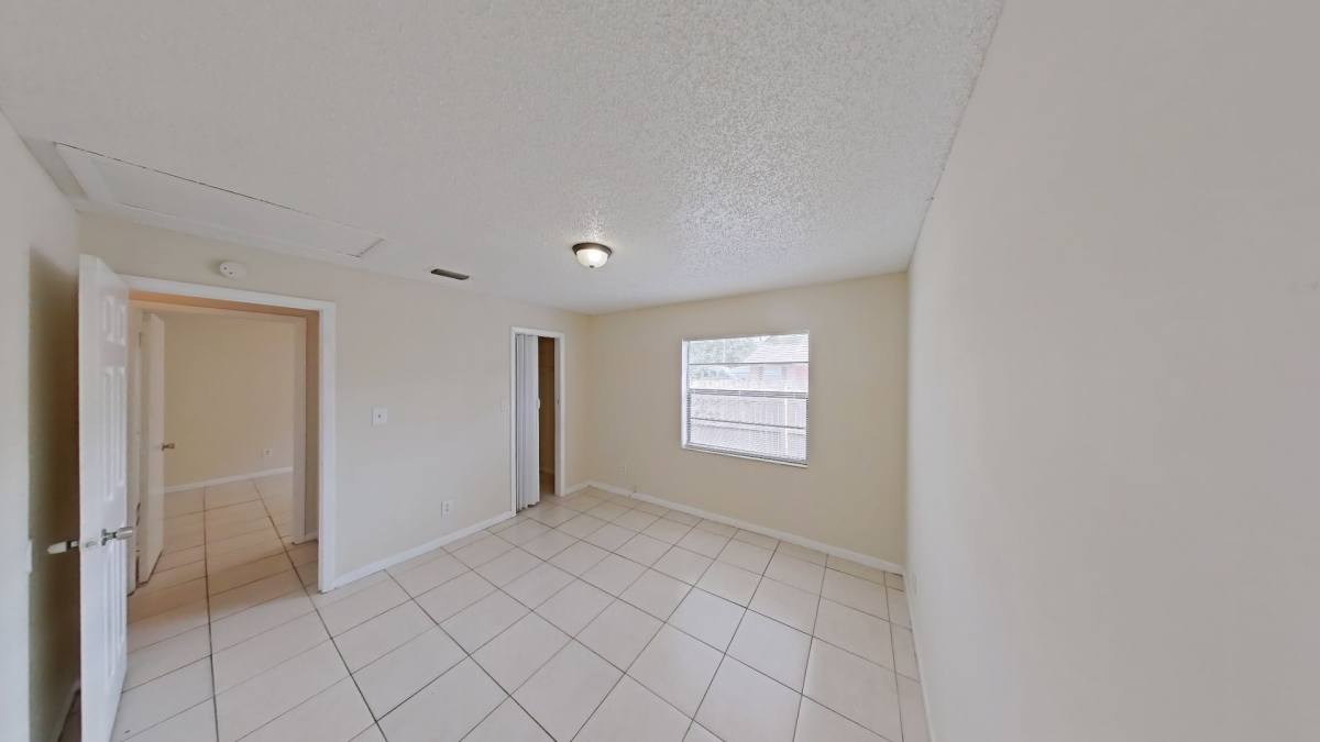 Apartment for rent at 923 E Poinsettia Ave, Tampa, FL 33612