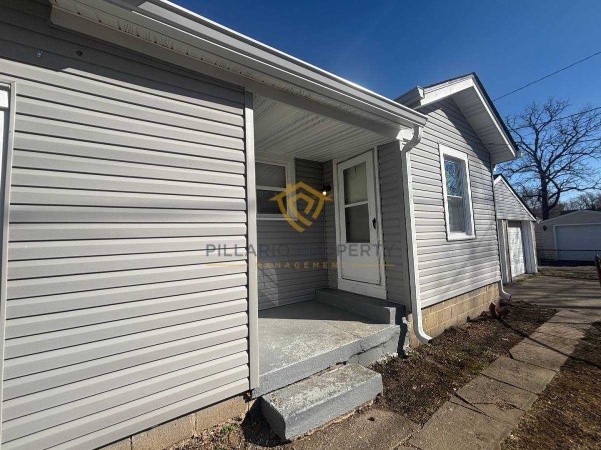 Apartment for rent at 711 W 22nd St, Anderson, IN 46016