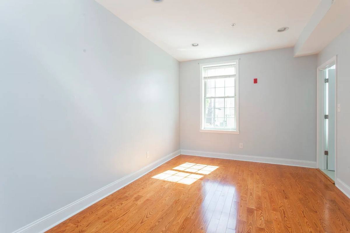 Apartment for rent at 2534 Amber St, Philadelphia, PA 19125