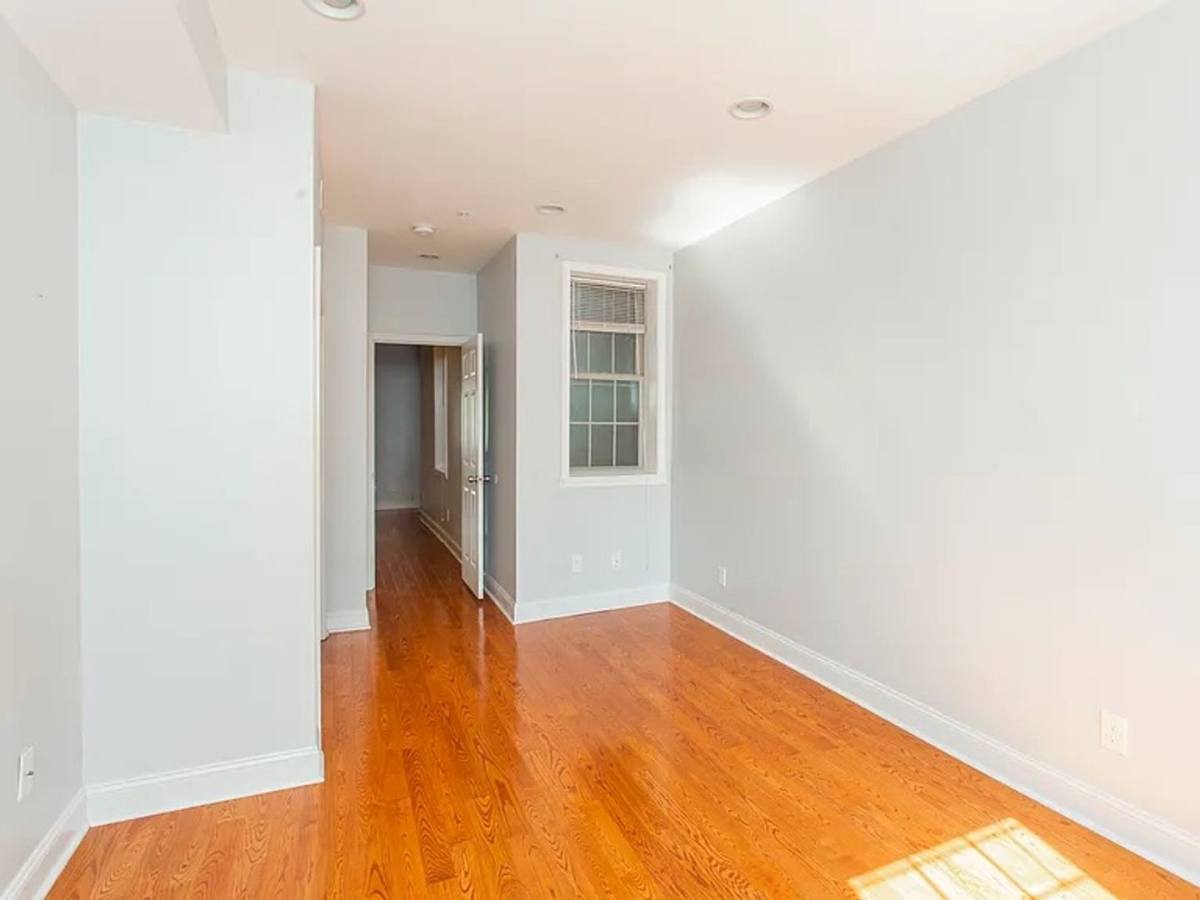 Apartment for rent at 2534 Amber St, Philadelphia, PA 19125