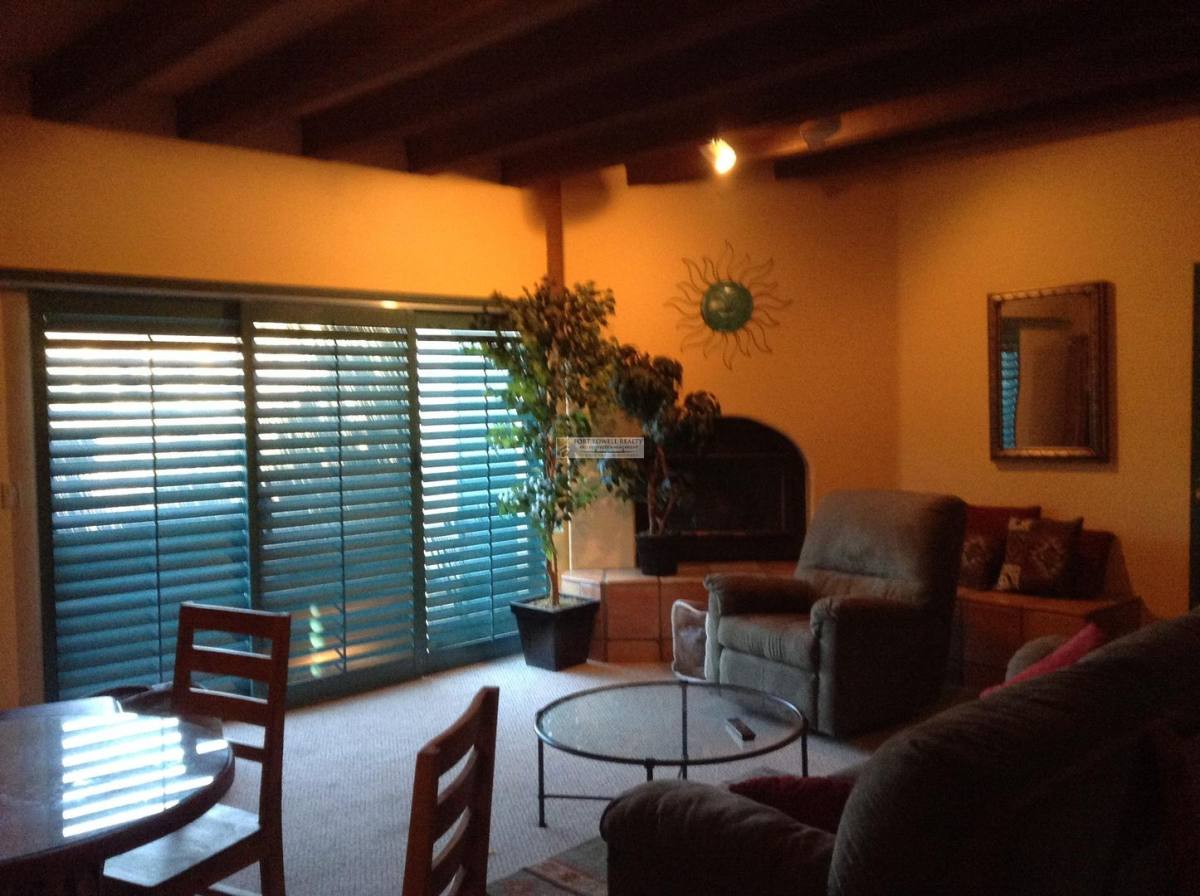Townhouse for rent at 3720 W Placita Del Correcaminos #CASITAS 31, Tucson, AZ 85745