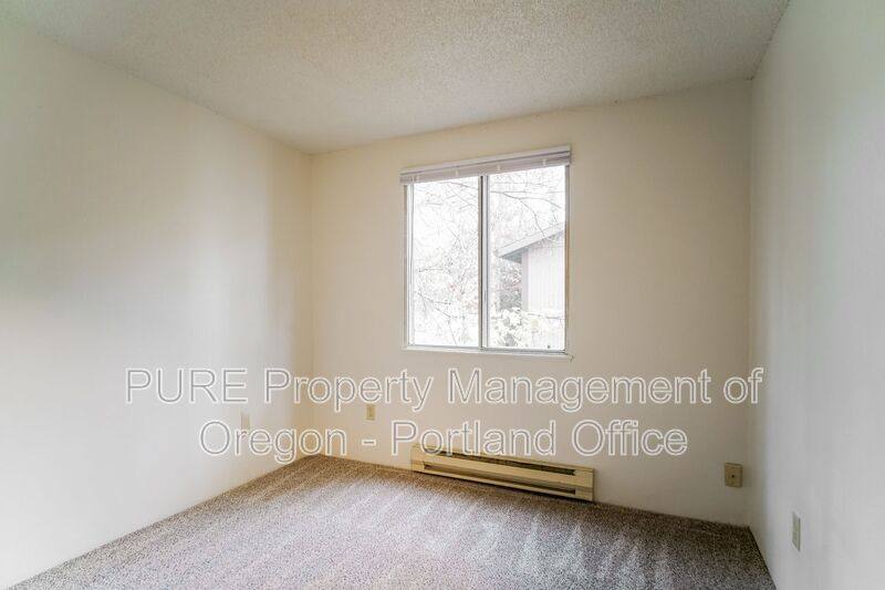 Apartment for rent at 14128 NE Sandy Blvd #C-10, Portland, OR 97230