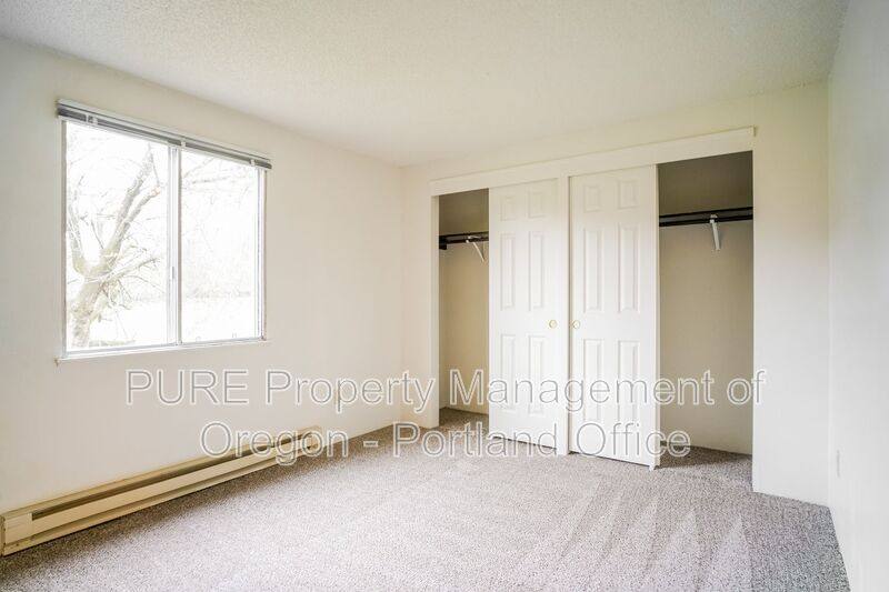 Apartment for rent at 14128 NE Sandy Blvd #C-10, Portland, OR 97230