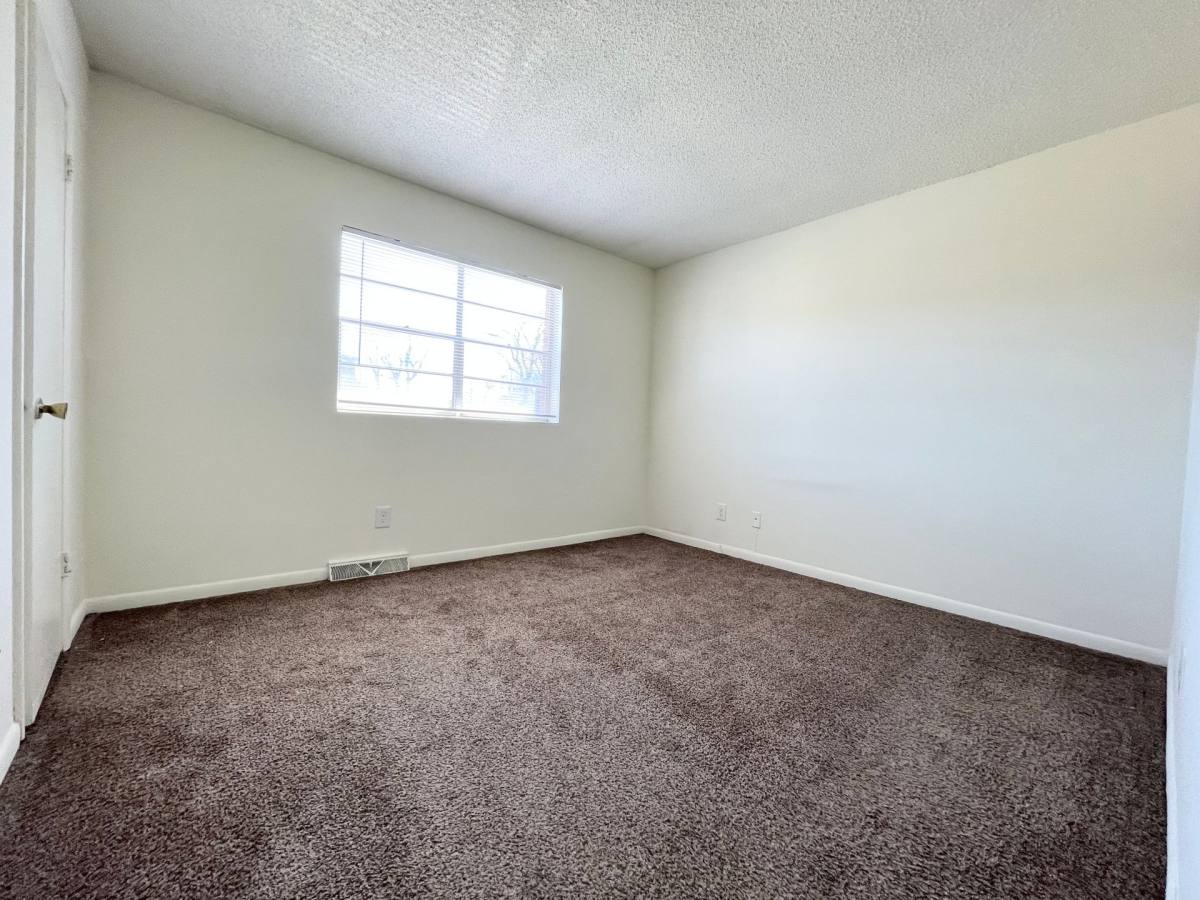 Townhouse for rent at 1807 Sherwood St, Greensboro, NC 27403