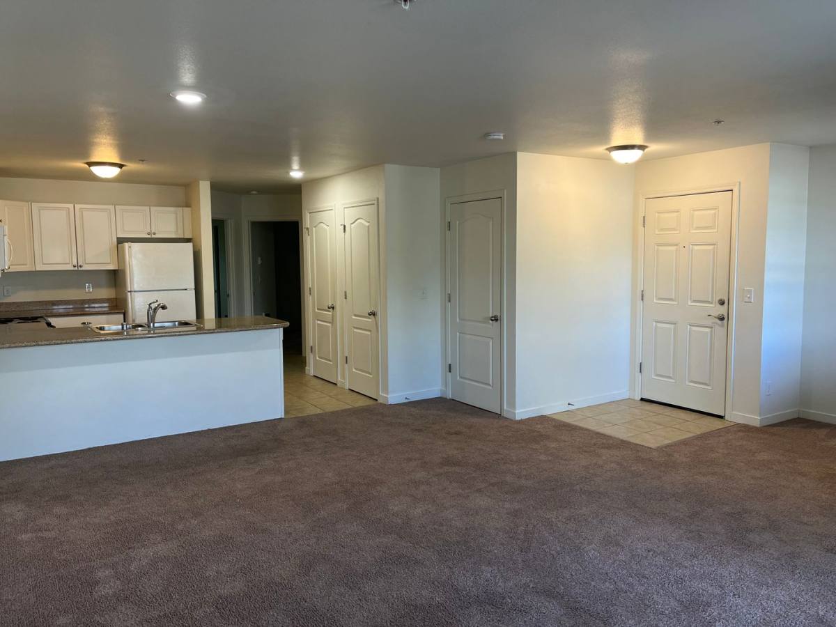 Apartment for rent at 3805 NE 49th St, Vancouver, WA 98661