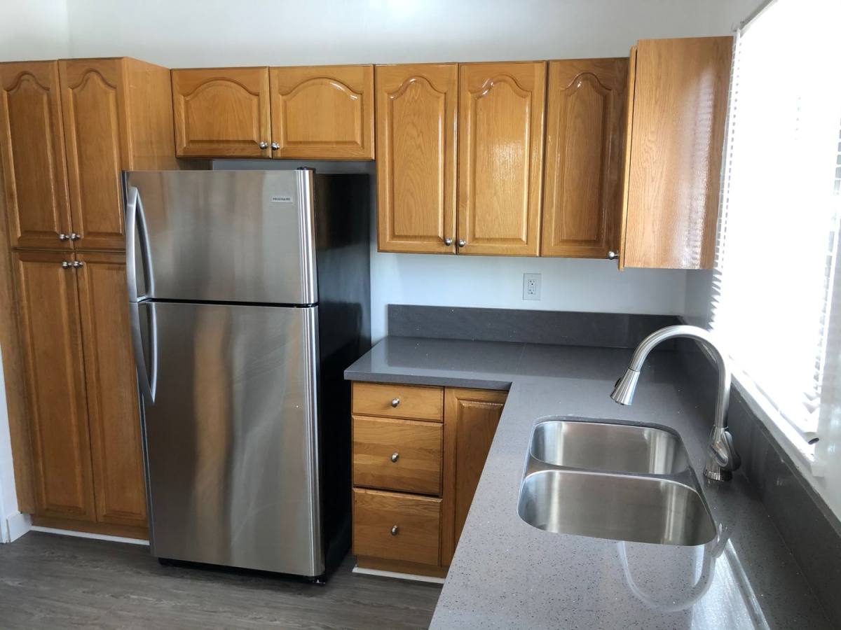 Apartment for rent at 321 S Verdugo Rd, Glendale, CA 91205