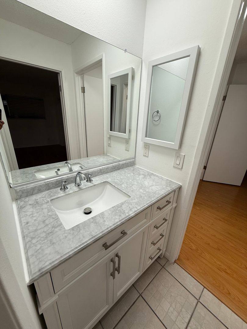Apartment for rent at 816 Westmount Dr, West Hollywood, CA 90069