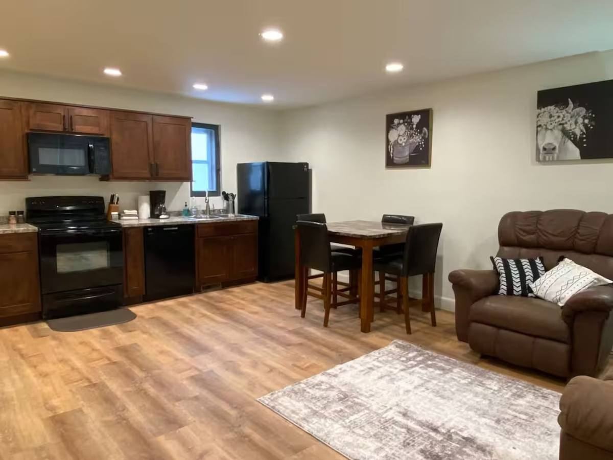 Apartment for rent at 2520 2nd Ave N, Billings, MT 59101