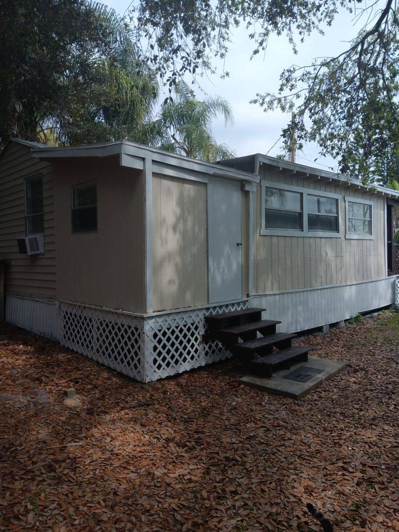 Apartment for rent at 2410 Old Vineland Rd, Kissimmee, FL 34746