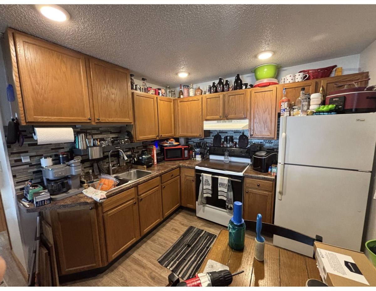 Apartment for rent at 1642 Bainbridge St, La Crosse, WI 54603