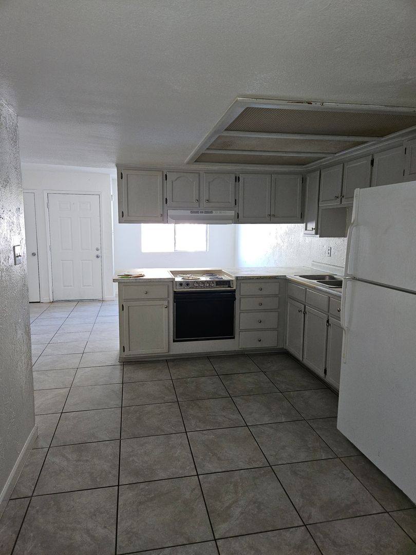 Apartment for rent at 1979 W 7th St, Yuma, AZ 85364