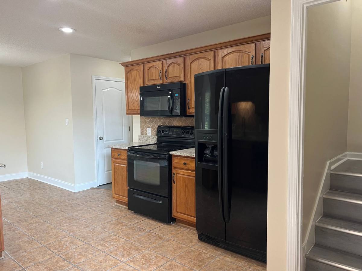 House for rent at 101 Mallards Landing Dr, Kathleen, GA 31047