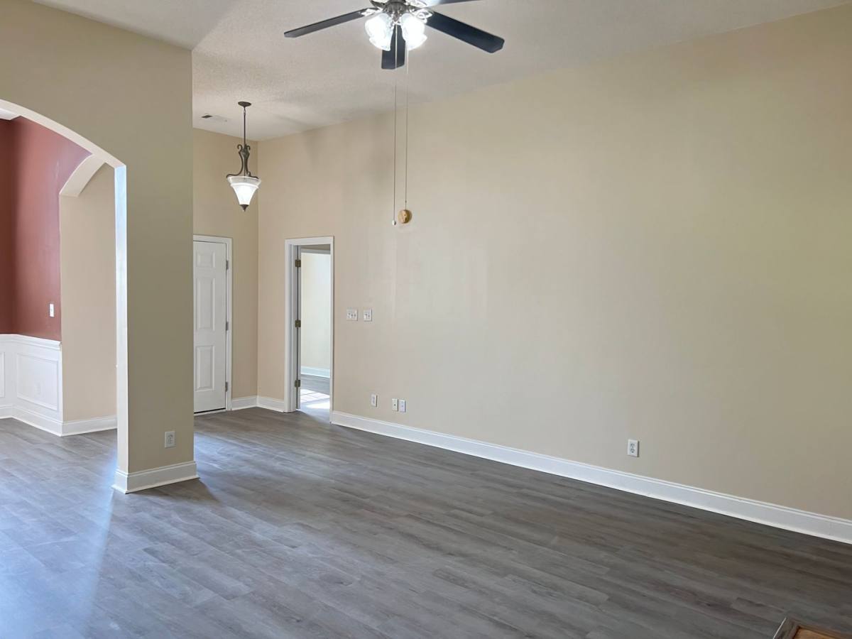 House for rent at 101 Mallards Landing Dr, Kathleen, GA 31047