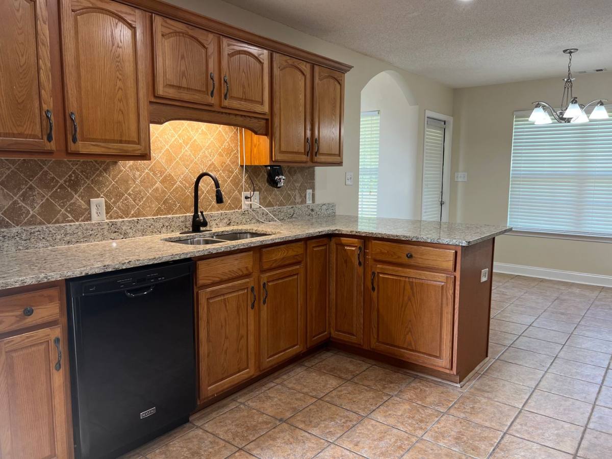 House for rent at 101 Mallards Landing Dr, Kathleen, GA 31047