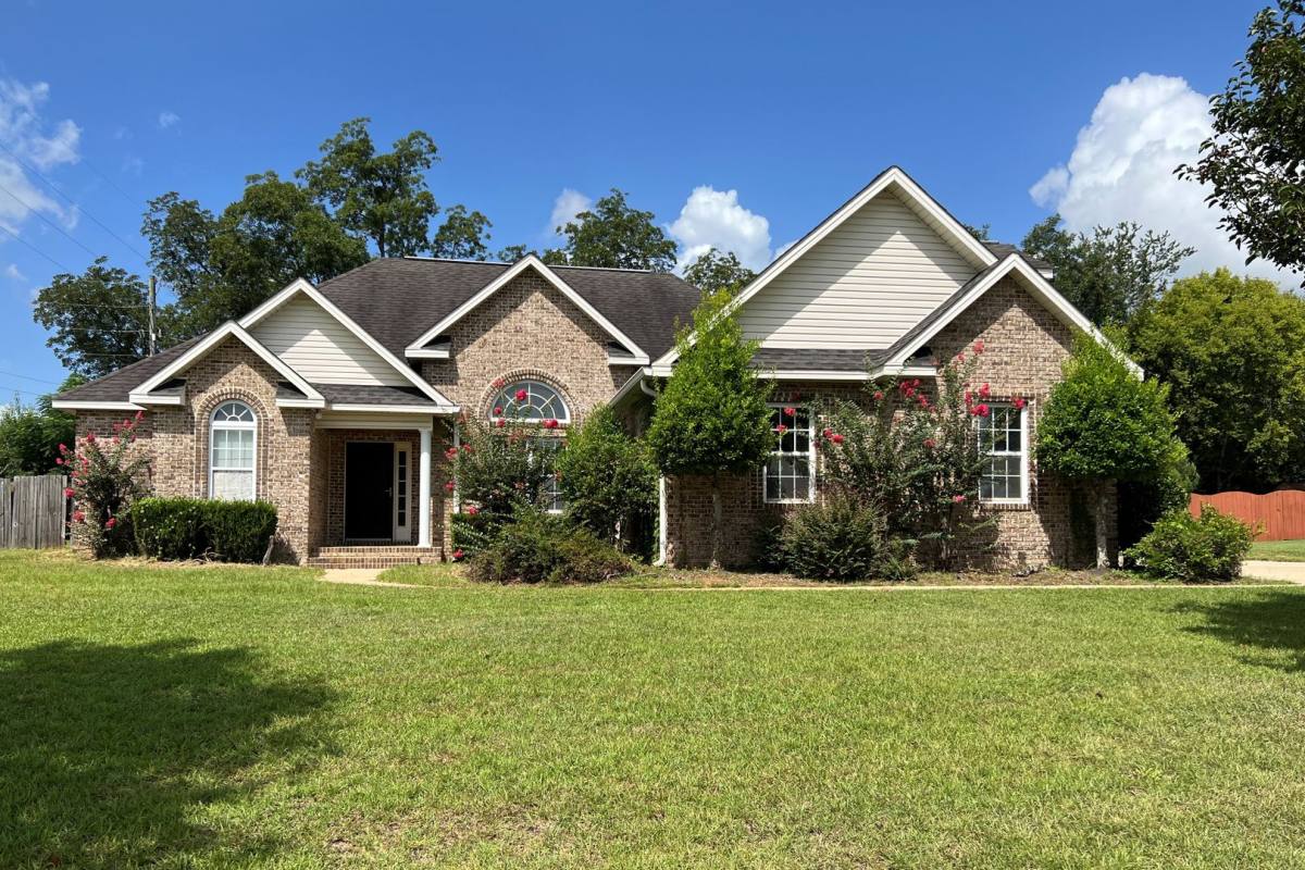 House for rent at 101 Mallards Landing Dr, Kathleen, GA 31047