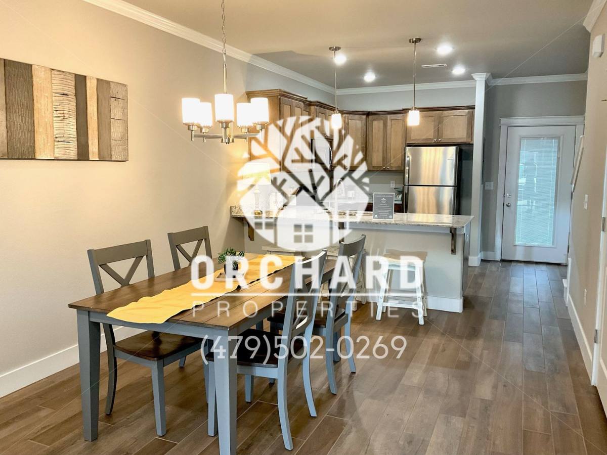 Apartment for rent at 1829-1839 E Brookview Circle, Siloam Springs, AR 72761